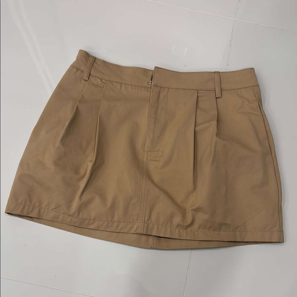 ZARA- Brand new, never worn, perfect, Tan Mini Skirt - size extra small